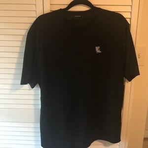 Black Tee